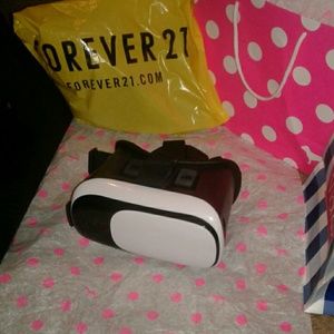 Virtual reality headset